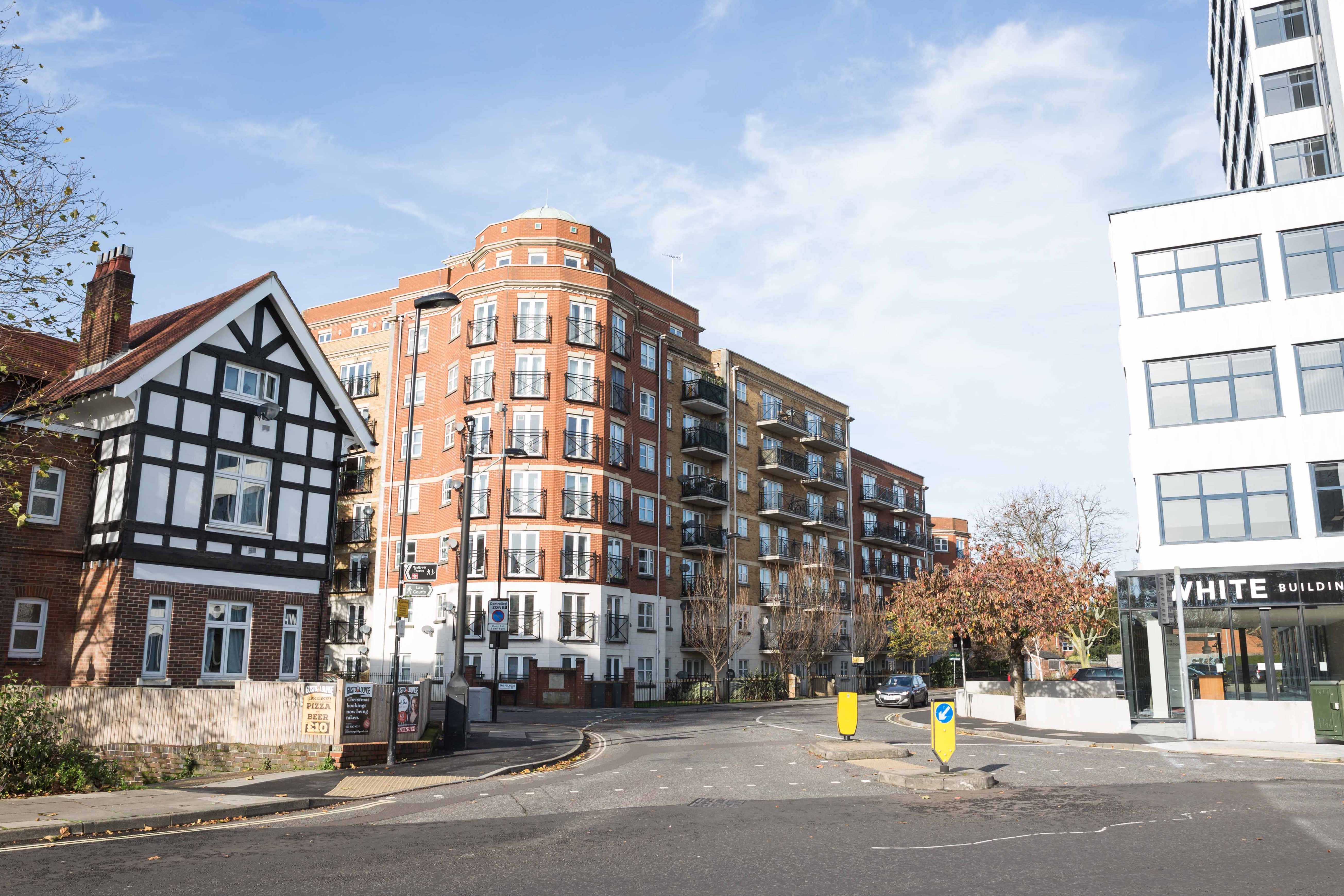 Devonshire Place LR 3185 2